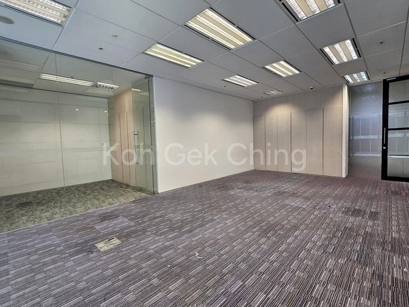 Office for Sale in  Asia Square Towers - Image 4